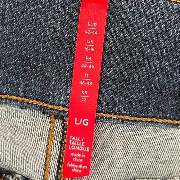 NWT SPANX | Classic Distressed Ankle Skinny Jeans in Medium Wash | Size L TALL - Picture 8 of 11